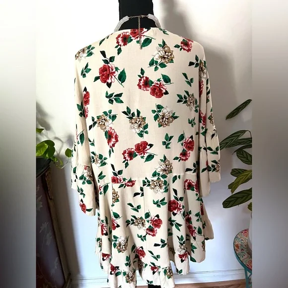 Plus Avenue Floral 🌸Women’s Blouse - Picture 4 of 9